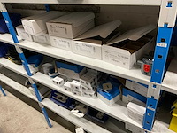 Partij elektromaterialen - afbeelding 7 van  75