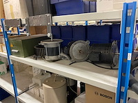 Partij elektromaterialen - afbeelding 18 van  75