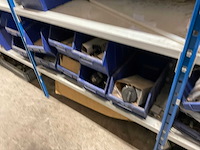 Partij elektromaterialen - afbeelding 22 van  75