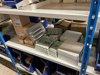 Partij elektromaterialen - afbeelding 25 van  75