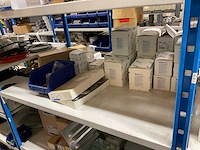 Partij elektromaterialen - afbeelding 26 van  75