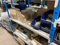 Partij elektromaterialen - afbeelding 30 van  75