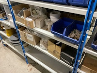 Partij elektromaterialen - afbeelding 51 van  75