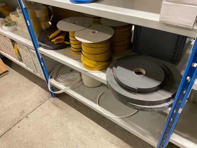 Partij elektromaterialen - afbeelding 57 van  75