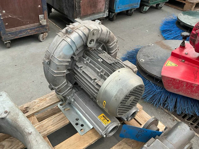 Partij elektromotor en aandrijfonderdelen - afbeelding 6 van  11