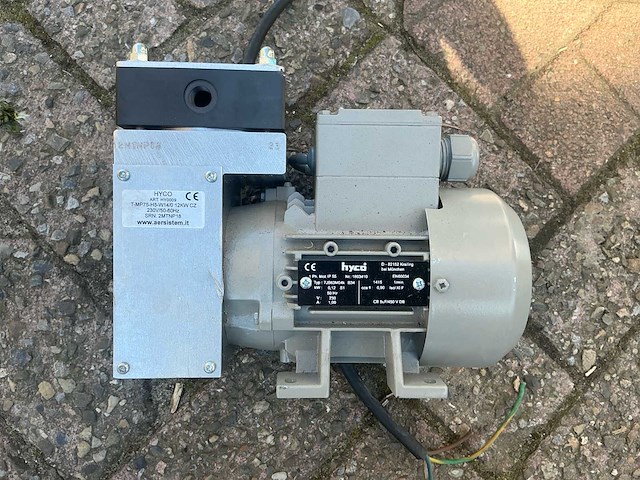 Partij elektromotoren en pomp (o.a. lönne,tss 7.5kw, weg w22, calpeda) (6x) - afbeelding 11 van  22
