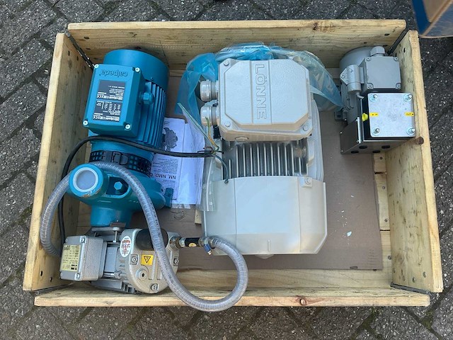 Partij elektromotoren en pomp (o.a. lönne,tss 7.5kw, weg w22, calpeda) (6x) - afbeelding 15 van  22