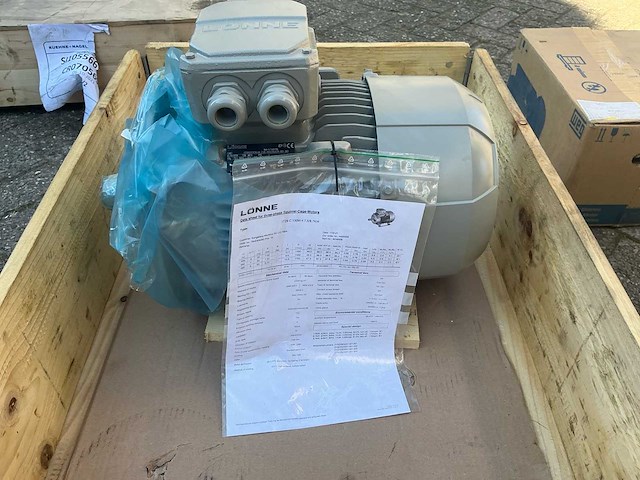 Partij elektromotoren en pomp (o.a. lönne,tss 7.5kw, weg w22, calpeda) (6x) - afbeelding 12 van  22