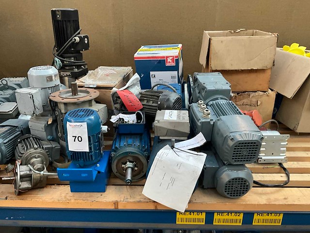 Partij elektromotoren - afbeelding 4 van  9