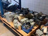 Partij elektromotoren - afbeelding 2 van  11