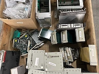 Partij elektronica: besturingsmodules, printplaten en industriële automatiseringscomponenten - afbeelding 3 van  9
