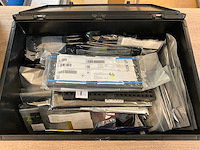 Partij elektronica componenten - afbeelding 1 van  9