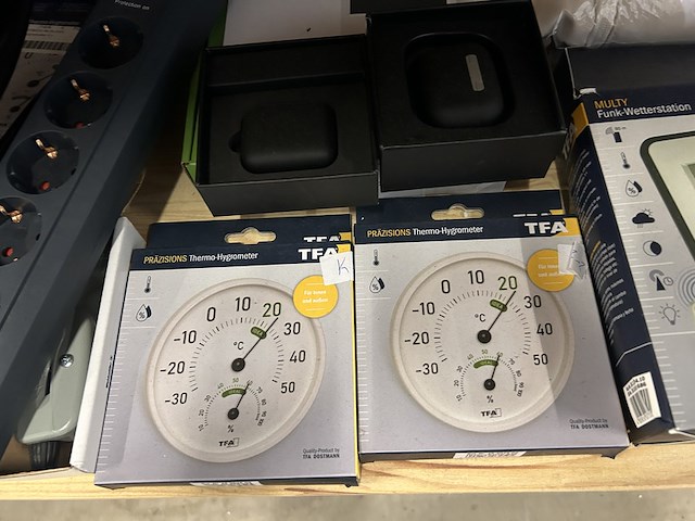 Partij elektronica en bouwmarkt artikelen w.o. draadloze oordoppen w.o. brennenstuhl, tfa - afbeelding 2 van  8