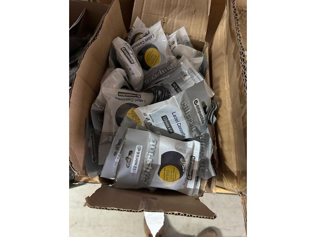 Partij elektronica en gereedschap - afbeelding 2 van  41