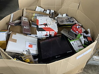 Partij elektronica en gereedschap - afbeelding 1 van  41