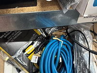 Partij elektronica en gereedschap - afbeelding 24 van  41