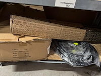 Partij elektronica en gereedschap - afbeelding 35 van  41