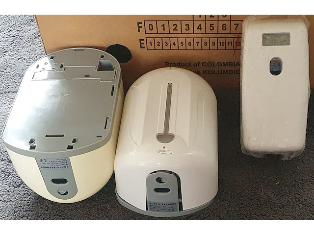 Partij elektronica en huishoudelijke apparatuur - afbeelding 2 van  28