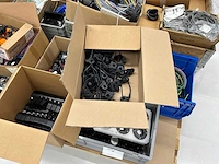 Partij elektronica en toebehoren voor laadpalen - afbeelding 7 van  13