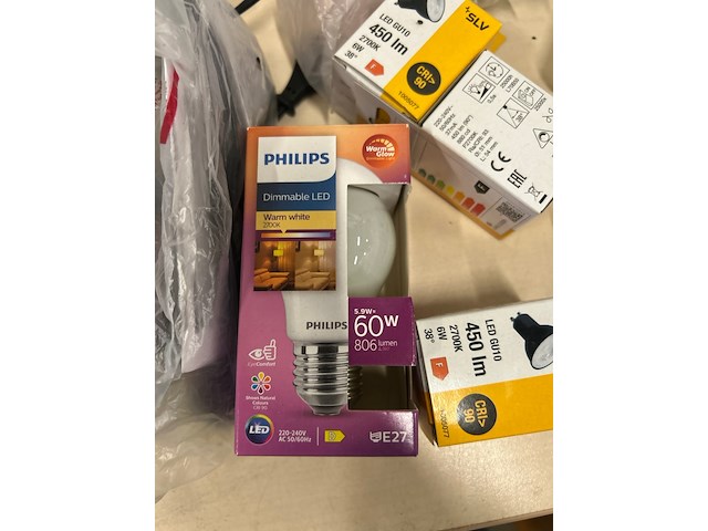 Partij elektronica en verlichting, w.o. basetech, philips - afbeelding 7 van  9