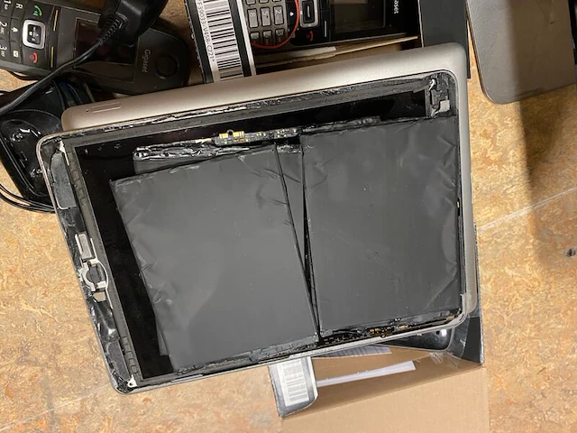 Partij elektronica, hp, apple, erazer etc. - afbeelding 4 van  17