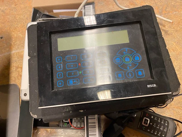 Partij elektronica, hp, apple, erazer etc. - afbeelding 5 van  17