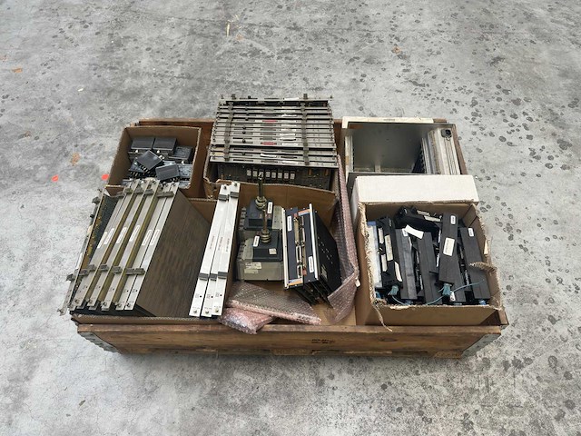 Partij elektronica modules en kaarten + printplaten - afbeelding 2 van  2