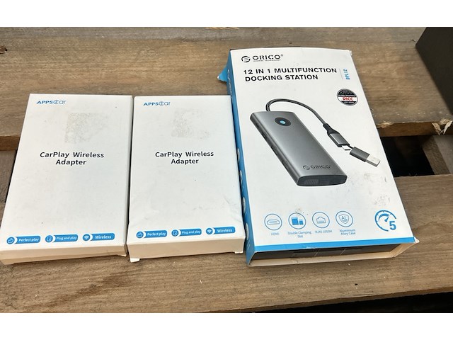 Partij elektronica w.o. computermuis en vr bril w.o. fargus, zelotus, msi - afbeelding 11 van  12