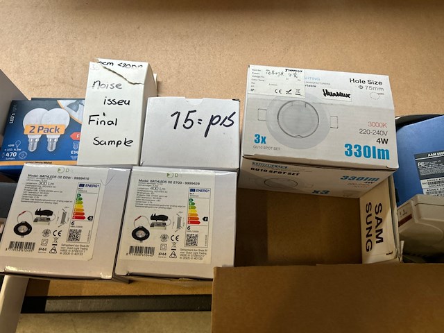 Partij elektronica w.o. led verlichting w.o. greenlux - afbeelding 9 van  10