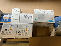 Partij elektronica w.o. led verlichting w.o. greenlux - afbeelding 9 van  10