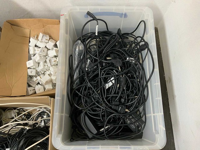 Partij elektronica - afbeelding 5 van  12