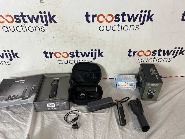 Partij elektronica - afbeelding 1 van  1