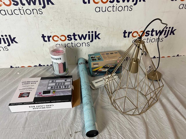 Partij elektronica - afbeelding 1 van  1