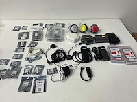 Partij elektronica - afbeelding 1 van  3