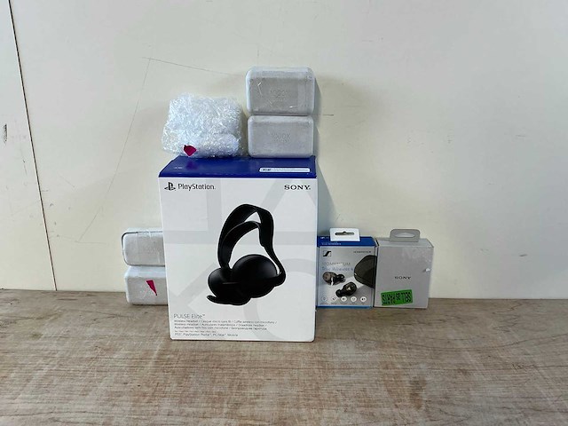 Partij elektronica - afbeelding 1 van  5