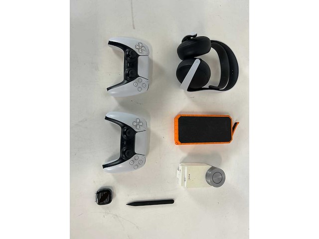 Partij elektronica - afbeelding 1 van  3