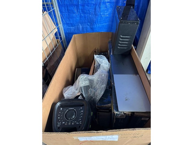 Partij elektronica - afbeelding 4 van  11