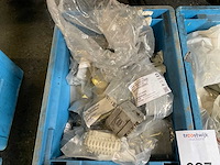 Partij elektronische materialen - afbeelding 3 van  8