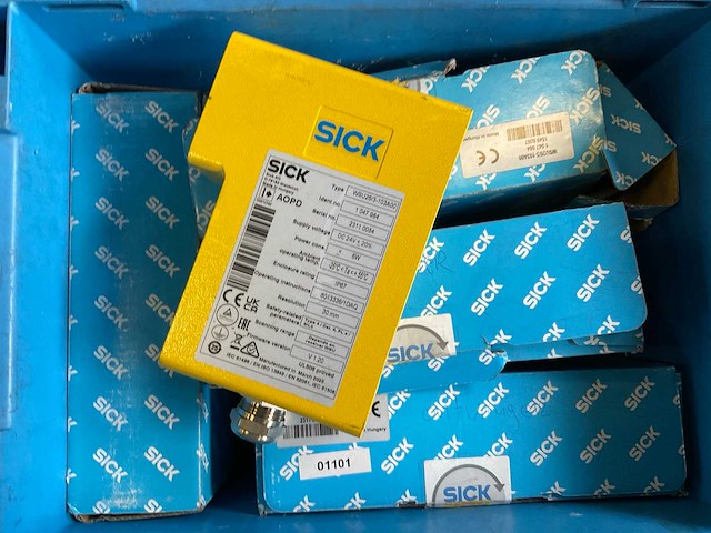 Partij elektronische materialen - afbeelding 6 van  17