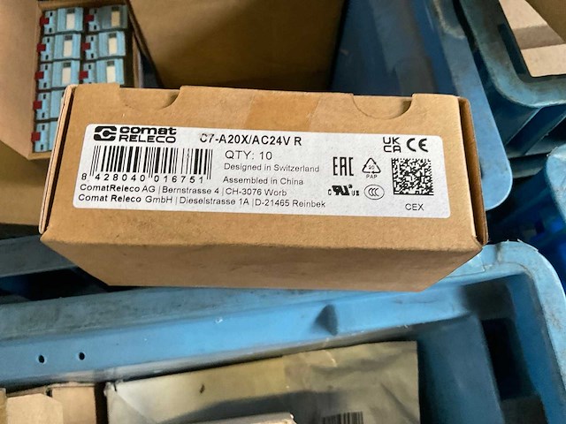 Partij elektronische materialen - afbeelding 9 van  17