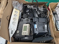 Partij elektrotechnisch materiaal en stalen draadroosters - afbeelding 3 van  8