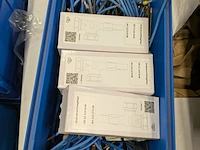 Partij elektrotechnische installatiematerialen en componenten - afbeelding 4 van  25