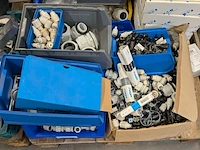 Partij elektrotechnische installatiematerialen en componenten - afbeelding 8 van  25