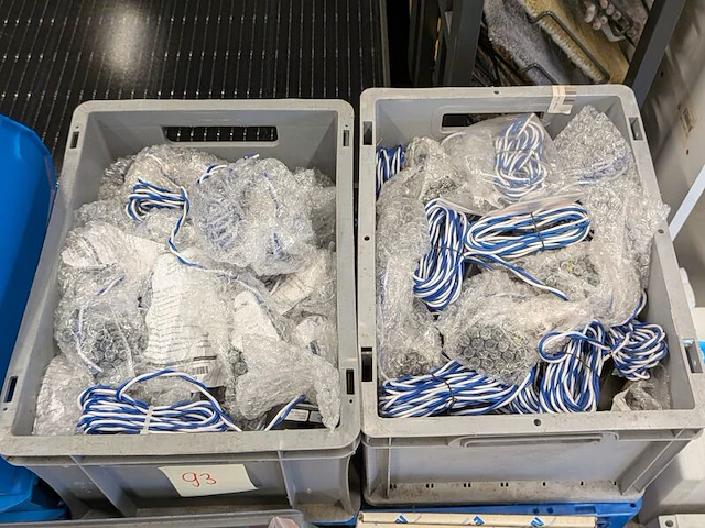 Partij elektrotechnische installatiematerialen en componenten - afbeelding 10 van  25