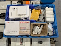 Partij elektrotechnische installatiematerialen en componenten - afbeelding 15 van  25