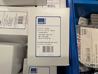 Partij elektrotechnische installatiematerialen en componenten - afbeelding 22 van  25