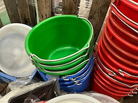 Partij emmers en kratten uit kunststof - afbeelding 4 van  9