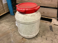 Partij emmers met deksel - afbeelding 1 van  5