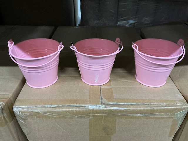 Partij emmers sevilla zinc ø9,6xh8cm pink gloss metal (810x) - afbeelding 1 van  6
