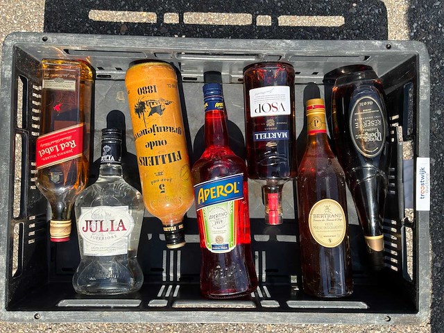Partij en divers drank - afbeelding 2 van  4
